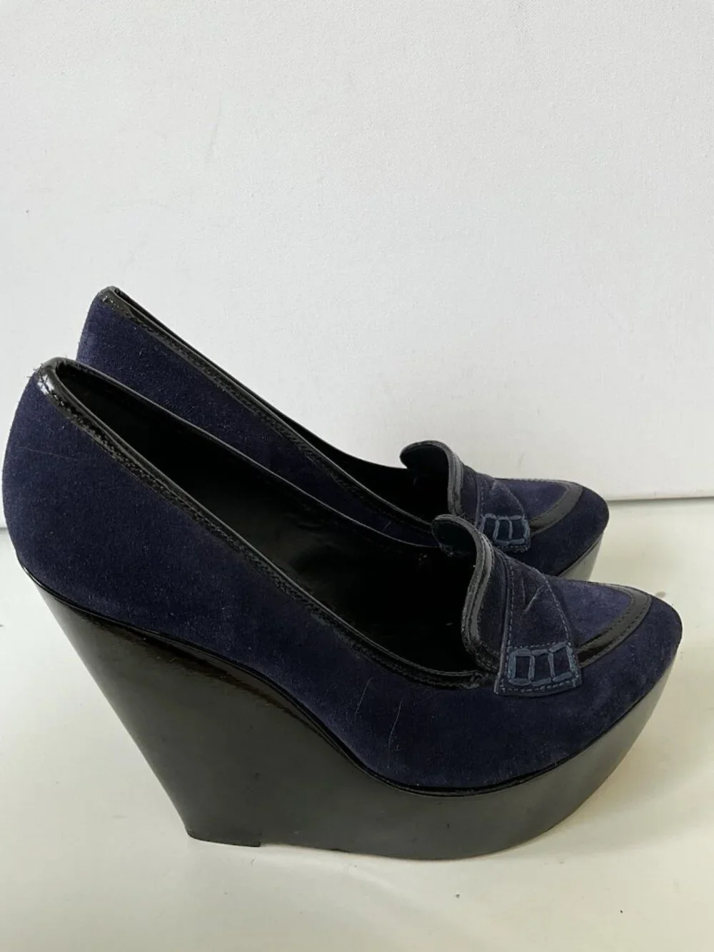 Alice + Olivia Navy Suede Penny Loafer Wedge Pumps Platform Heels EU 38 US7.5